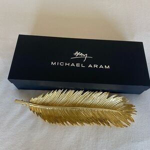 Michael Aram Sago Palm Bread Plate. New.